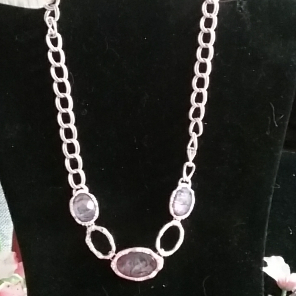 New York & Company necklace